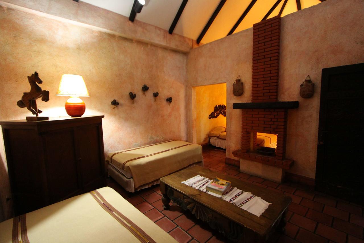 Hotel Toliman San Lucas Tolimán Dış mekan fotoğraf
