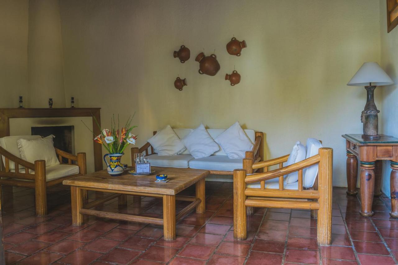 Hotel Toliman San Lucas Tolimán Dış mekan fotoğraf